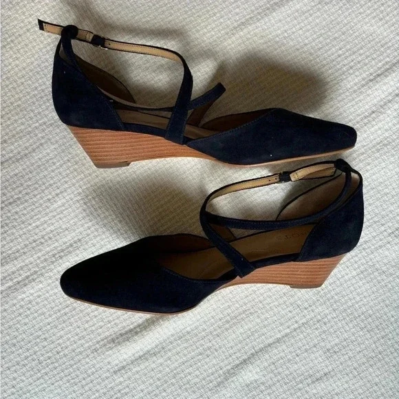 Talbots Wedges Size 7 Navy Laney Crisscross Suede Preppy Career City Timeless